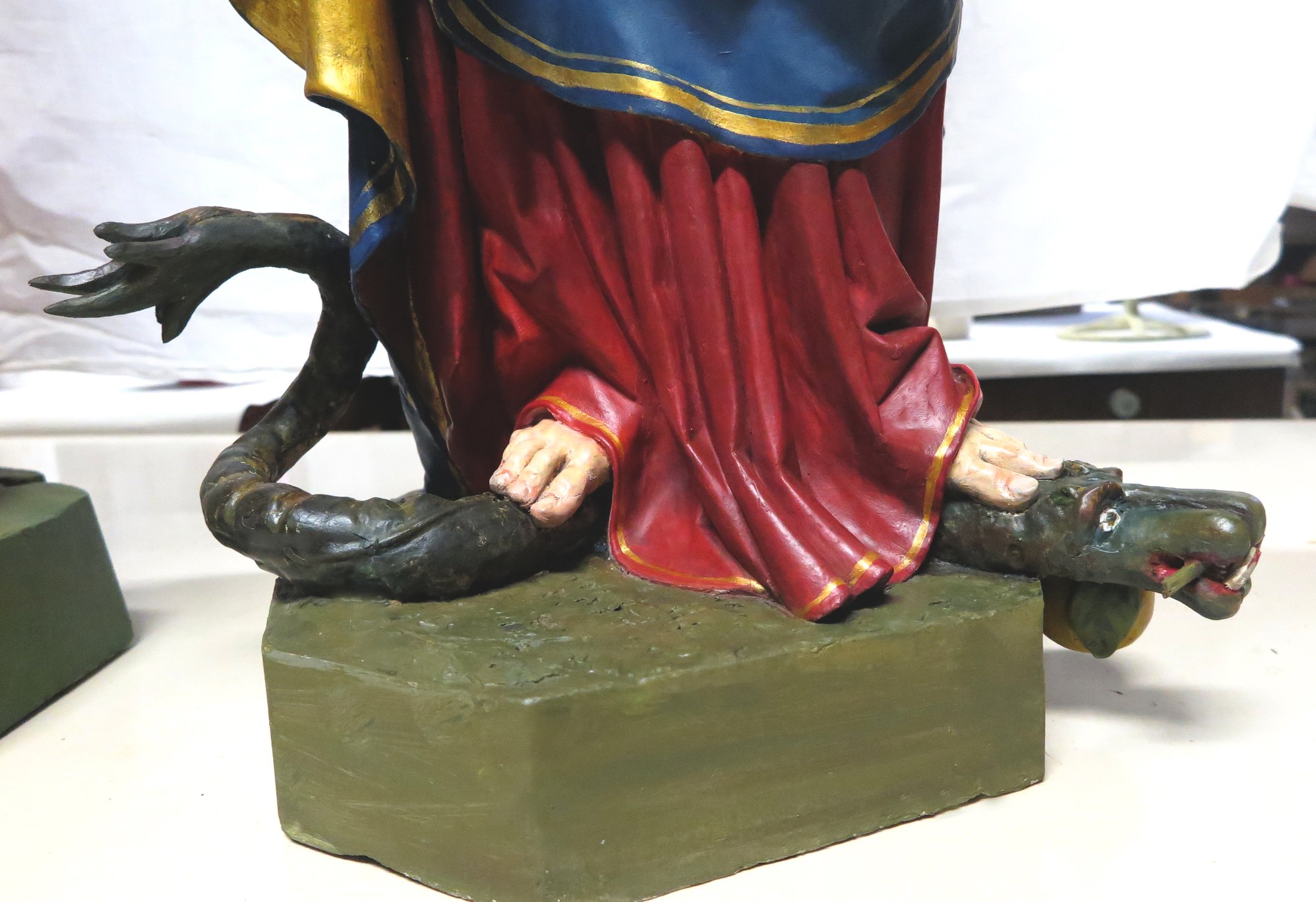 Detail sochy P. Marie